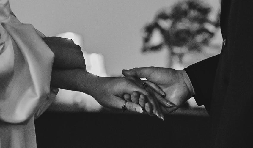 Elizabeth & Andrew's Wedding Day Overview: A Celebration of Love in Parma, Ohio