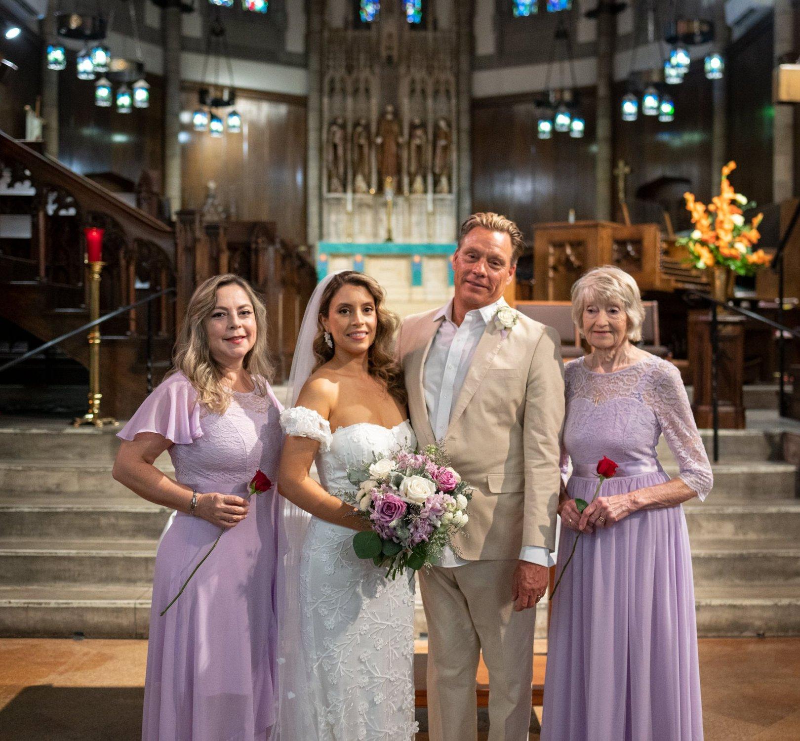 carousel-hero-element image-4